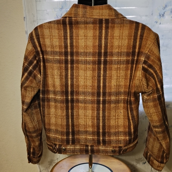 Women's Medium Vintage Wool Blend Cropped Button Brown Plaid Jacket - Picture 4 of 6